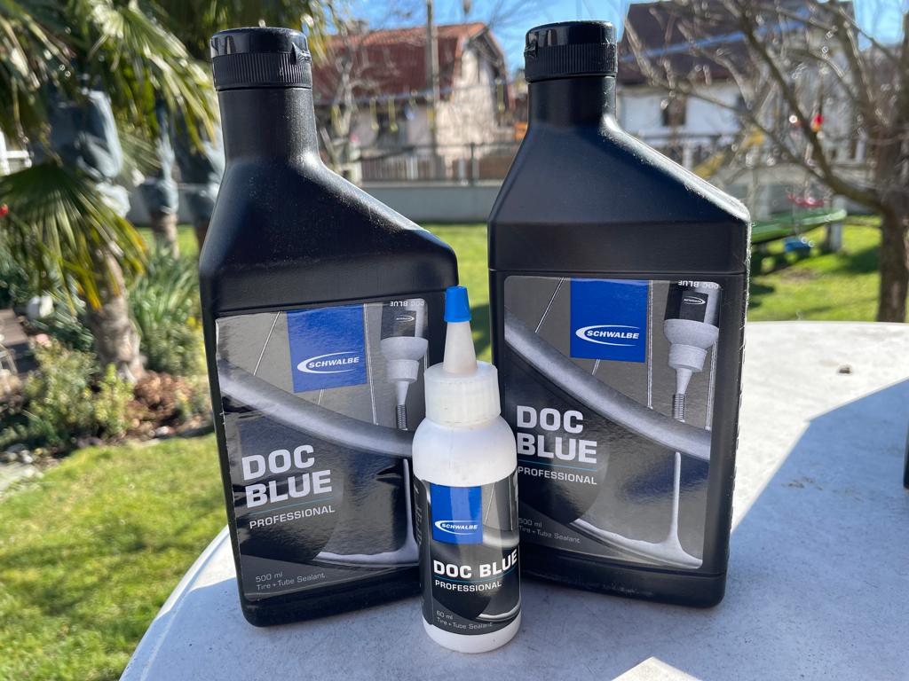 Dichtmilch Doc Blue von Schwalbe